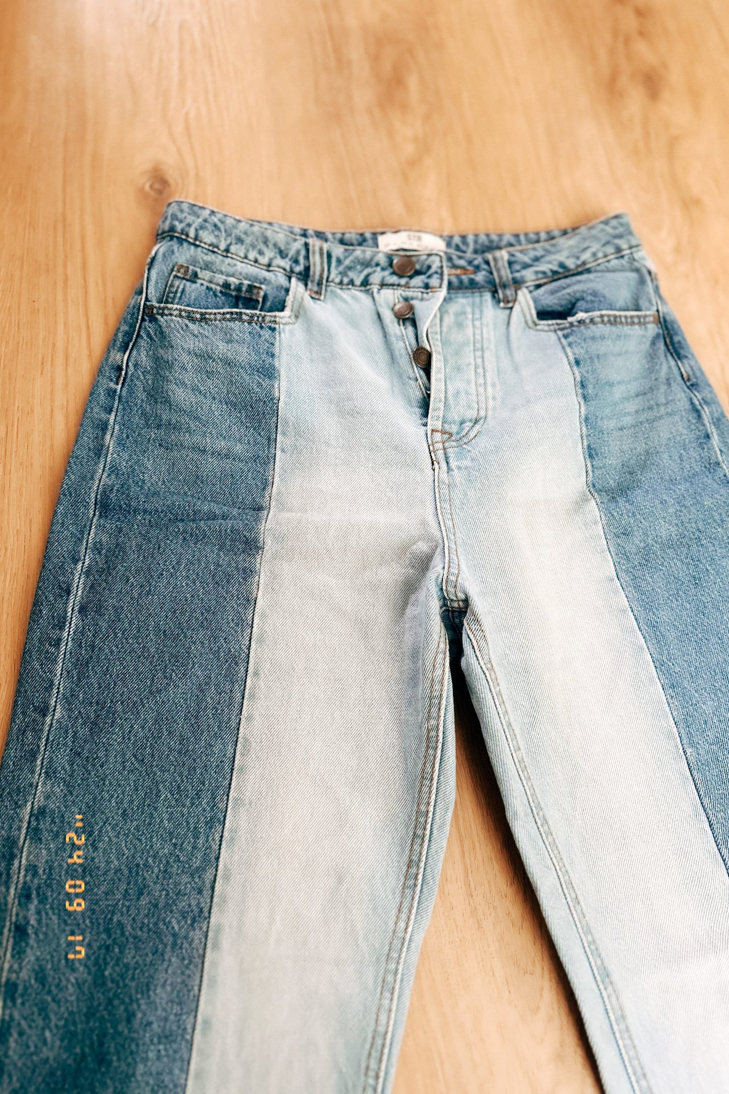 Two-toned straight leg high waisted jeans | W US 6